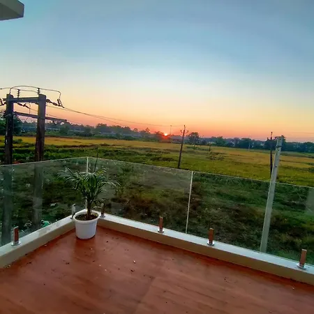 Saya'S Abode - Railview Suites Tezpur Exterior photo