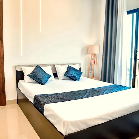 Saya'S Abode - Railview Suites Tezpur Exterior photo
