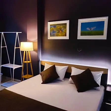 Saya'S Abode - Railview Suites Tezpur Exterior photo